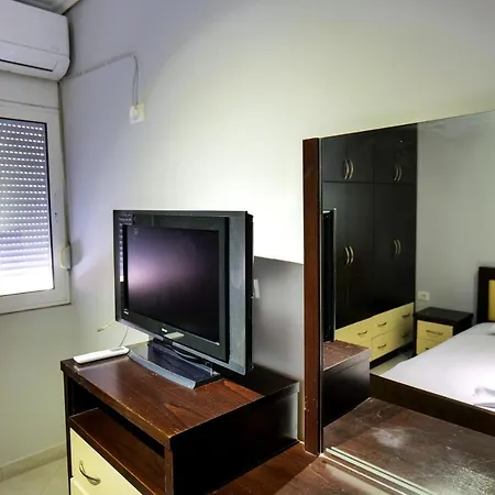 Mato Apartment Sarande
